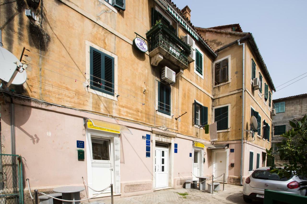 Nona Lena Studio Split Exterior photo